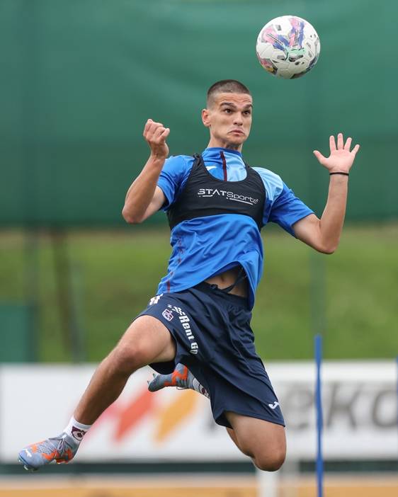 Trabzonspor’da antrenmanda pas ve bitiricilik çalışması öne çıktı 9